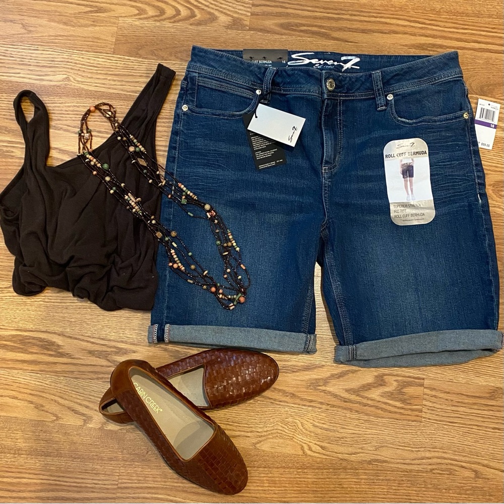 7 brand Denim Bermuda shorts NWT